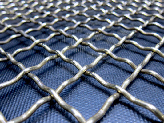 SUS304 Steel Crimped Wire Mesh Galvanized Square Hole For Vibrating Screen Filter