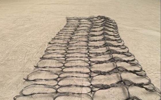 High Carbon Steel Anti Tank Wire Mesh Defend Against All Kinds Of Anti-Tank Weapons