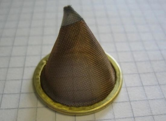 فیلترهای توری سیم مخروطی برنجی SS304 با قسمت تیز و تیز پایین